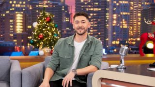 Βασίλης Σιδηρόπουλος: &quot;Με έχουν καλέσει για βιοκαθαρισμό και έχω βρει από φαγητά μέχρι ερωτικά παιχνίδια&quot;