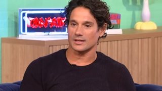 "Ένα ψηφιδωτό του τίποτα, να περάσει η μέρα"