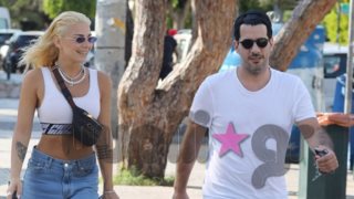 Θοδωρής Φέρρης | Josephine: Για βόλτα στη Γλυφάδα! Όλα τα στιγμιότυπα