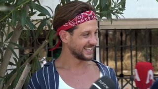 Ο Ηλίας Μπόγδανος αποκαλύπτει την άγνωστη στήριξη που είχε από τον Σάκη Τανιμανίδη