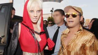 O Mενιος Φουρθιώτης στο εδώλιο από την Τζούλια Αλεξανδράτου για &quot;κλοπή 200.000 ευρώ&quot; - Τη Δευτέρα η δίκη για κακούργημα