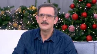 Λεωνίδας Κακούρης: "Γιατί να βλέπουν 'Άγριες Μέλισσες' τα παιδιά μου;"