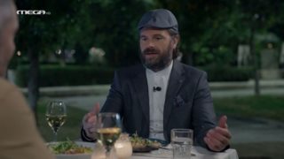 Χρήστος Βασιλόπουλος: "Ενώ έπαιζα στην παράσταση, δεν είχαν βάλει το όνομά μου στο πρόγραμμα. Με πόνεσε πραγματικά"