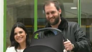 Μαρίνα Ασλάνογλου: Βγήκε από το μαιευτήριο! Οι τρυφερές δηλώσεις στο πλευρό του συζύγου της