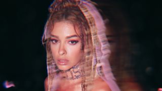 Η Ελένη Φουρέιρα φωτογραφίζεται με το μπικίνι της και το κορμί της κόβει την ανάσα