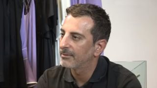 Ο Στέλιος Κουδουνάρης σε μια δημόσια συγνώμη στην Ανδρομάχη – Τι συνέβη μεταξύ τους;