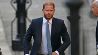 Η εμφάνιση έκπληξη του πρίγκιπα Harry στο Λονδίνο