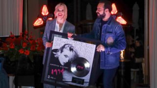 Κατερίνα Λιόλιου από πλατίνα! Η απονομή για το &quot;1994&quot;