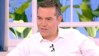 Ο Τσίπρας τα βάζει με την Κωνσταντοπούλου: Σκανδαλώδες, καραμπινάτο παράδειγμα μιντιακής στήριξης με χορηγία Μαξίμου