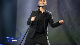 &quot;Έστειλα ένα απαράδεκτο μήνυμα τότε στον Μιχάλη Χατζηγιάννη. Του έγραψα, &quot;Ελπίζω να μου στείλεις και τις καλές σου μελωδίες&quot;&quot;