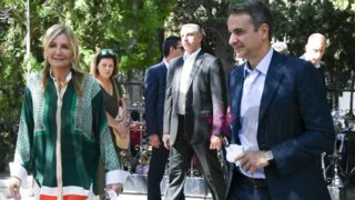 Κυριάκος Μητσοτάκης &amp; Μαρέβα Μητσοτάκη: Μαζί στη βάφτιση του παιδιού της Νίκης Κεραμέως | Δείτε φωτογραφίες