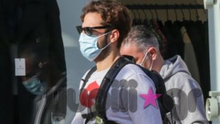 Κωνσταντίνος Αργυρός: Με αθλητικό look στο Κολωνάκι! Όλες οι φωτογραφίες από την τελευταία του δημόσια εμφάνιση