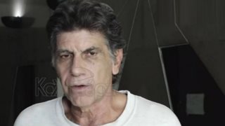 Γιάννης Μπέζος: &quot;Με ενοχλεί όταν κάποιος θέλει να αποσπάσει ένα κομμάτι από την προσωπική μου ζωή&quot;