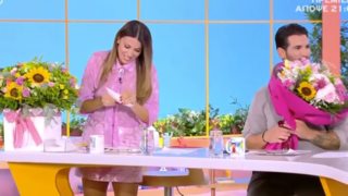 Πρεμιέρα για το Breakfast@Star με λουλούδια για την Ελένη Χατζίδου - Τα πειράγματα του Ετεοκλή Παύλου