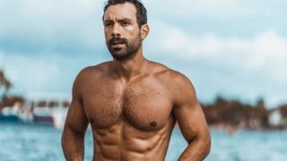 Σάκης Τανιμανίδης: Η ενόχληση του με follower &amp; το block