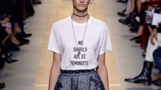 We should be all feminists: Tα έσοδα του διάσημου T-shirt διατίθενται στη φιλανθρωπική οργάνωση της Rihanna
