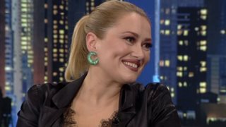 Η Ιωάννα Ασημακοπούλου μίλησε με τη... σωσία της στο The 2Night Show!