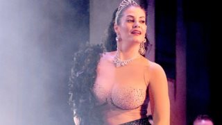 Μαρία Κορινθίου: Οι νέες δηλώσεις μετά την προκλητική εμφάνιση της στο θέατρο