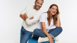 Γιώργος Καρτελιάς: "Δεν νιώθω ότι στην τηλεόραση μπορώ να είμαι εκατό τοις εκατό ο εαυτός μου, έχω συνηθίσει σε πιο "πικάντικο" χιούμορ"