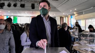 Δυναμική επιστροφή στο ΠΑΣΟΚ και τον πράσινο ήλιο με 170.000 ψηφοφόρους - Ανδρουλάκης: Συγκλονιστική η συμμετοχή