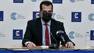 Αυτά είναι τα νέα μέτρα: Τι ισχύει από 3 Ιανουαρίου για εστίαση, μπαρ και τηλεργασία
