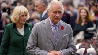 Βασιλιάς Κάρολος | Το αδημοσίευτο οπτικοακουστικό υλικό από την παιδική του ηλικία