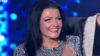 YFSF All Star | Η Ζωζώ Σαπουτζάκη έκανε εμφάνιση έκπληξη &amp; όλοι τα &quot;έχασαν&quot;