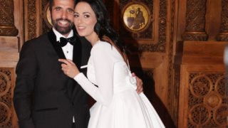 Θανάσης Βισκαδουράκης – Κατερίνα Γιώτα: Βάφτισαν τον γιο τους: Δείτε τη μπομπονιέρα!