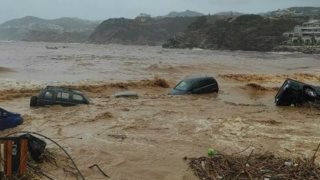 Τραγωδία στο Ηράκλειο: Ένας νεκρός από την κακοκαιρία - Πληροφορίες για τρεις αγνοούμενους [εικόνες, βίντεο]