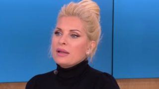 Ελένη Μενεγάκη: "Δεν μπορώ με αυτά που παρακολουθώ, όπου κι αν κοιτάξεις, πια, βλέπεις προβλήματα"