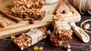 MamaPost by The Mamagers: Μπάρες ενέργειας για παιδιά (χωρίς ζάχαρη) από τη διατροφολόγο