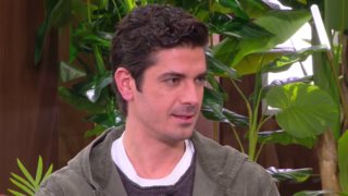 O Δημήτρης Γκοτσόπουλος πήγε στην &quot;Ελένη&quot; και τα είπε όλα: Από τις &quot;Άγριες Μέλισσες&quot; μέχρι... το ύψος του!