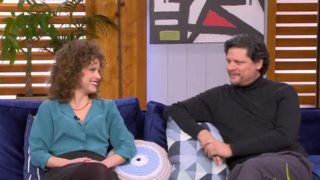 Η Έλλη Τρίγγου &amp; ο Λευτέρης Χαρίτος έδωσαν στη Ναταλία Γερμανού μια &quot;γεύση&quot; για το φινάλε των &quot;Άγριων Μελισσών&quot;