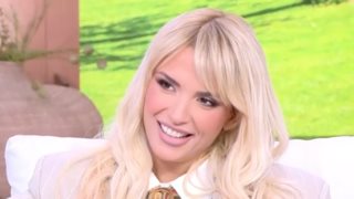 Κατερίνα Λιόλιου: &quot;Όταν πάω να το καταλάβω, με μια μικρή κίνηση διακριτική, το μήνυμα πηγαίνει&quot;