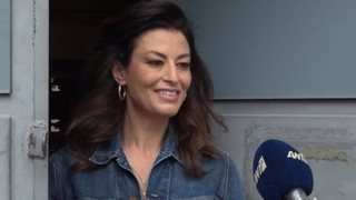 Δωροθέα Μερκούρη: Ποζάρει άκρως καλοκαιρινή και είναι έτοιμη για τις πρώτες βουτιές