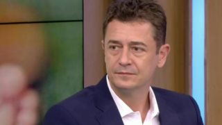 Ο Αντώνης Σρόιτερ μιλά για τις κόρες του - Οι ξεκαρδιστικές απορίες τους και τα παράπονά τους