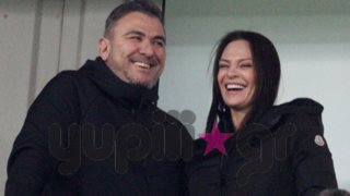 Αντώνης Ρέμος &amp; Υβόννη Μπόσνιακ: Μαζί στο γήπεδο! Δείτε φωτογραφίες από την ξεχωριστή έξοδό τους