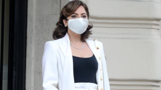 Hollywood Report | Η νέα εμφάνιση της Lady Gaga &amp; η επιστροφή της Gigi Hadid στις πασαρέλες