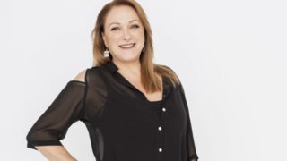 Η Ρένια Λουιζίδου βρήκε το επόμενο βήμα της μετά το &quot;Καφέ της Χαράς&quot;