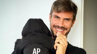 Άκης Πετρετζίκης | Το υγιεινό κολατσιό που ετοιμάζει καθημερινά στον γιο του για το σχολείο