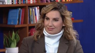 Η Σοφία Μπεκατώρου συγκλονίζει στο &quot;Στούντιο 4&quot; μετά την πρώτη δίκη για το #MeToo στην Ελλάδα: &quot;Θυμάμαι ακριβώς τι ρούχα φόραγα&quot;