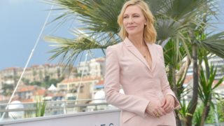 Cate Blanchett : Γιατί λιποθυμούν στην παράστασή της στο Λονδίνο;
