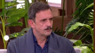 Λεωνίδας Κακούρης | H προσωπική εξομολόγηση στην "Ελένη" για την απώλεια του πατέρα &amp; της αδερφής του - "Προσπαθούσα να μπορέσω σαν το ζώο που γλύφει τις πληγές του να βρω λίγη δύναμη"