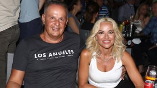 Η Μαρία Μπεκατώρου και ο Αντώνης Αλεβιζόπουλος σε σπάνια δημόσια εμφάνιση