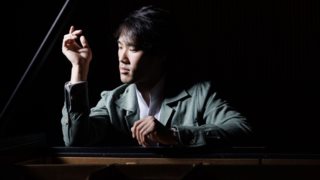 Ο Bruce Liu με την Amsterdam Sinfonietta στο Μέγαρο Μουσικής Αθηνών