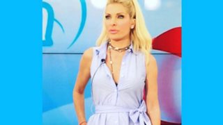 Ελένη Μενεγάκη: Η εμφάνιση στην εκπομπή της Τετάρτης: Ξέρουμε τι φόρεσε!