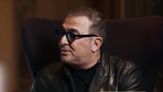 Η τρυφερή εξομολόγηση του  Αντώνη Ρέμου:  "Μου κόπηκαν τα πόδια, είναι σαν να σε χτυπάει ρεύμα"