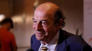 Συγκινεί η σύζυγος του Μανούσου Μανουσάκη: &quot;Ανανεώσαμε το ραντεβού μας για την επόμενη μέρα και με έστησε&quot;