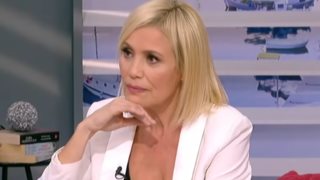 Κωνσταντίνα Μιχαήλ: Οι αφοπλιστικές δηλώσεις στον Λιάγκα &amp; η ενόχληση on air όταν ρωτήθηκε γιατί δεν απέκτησε οικογένεια