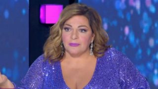 J2US | Βίκυ Σταυροπούλου: "Είναι κρίμα που κάποιοι άνθρωποι ζουν ακόμα στον Μεσαίωνα"